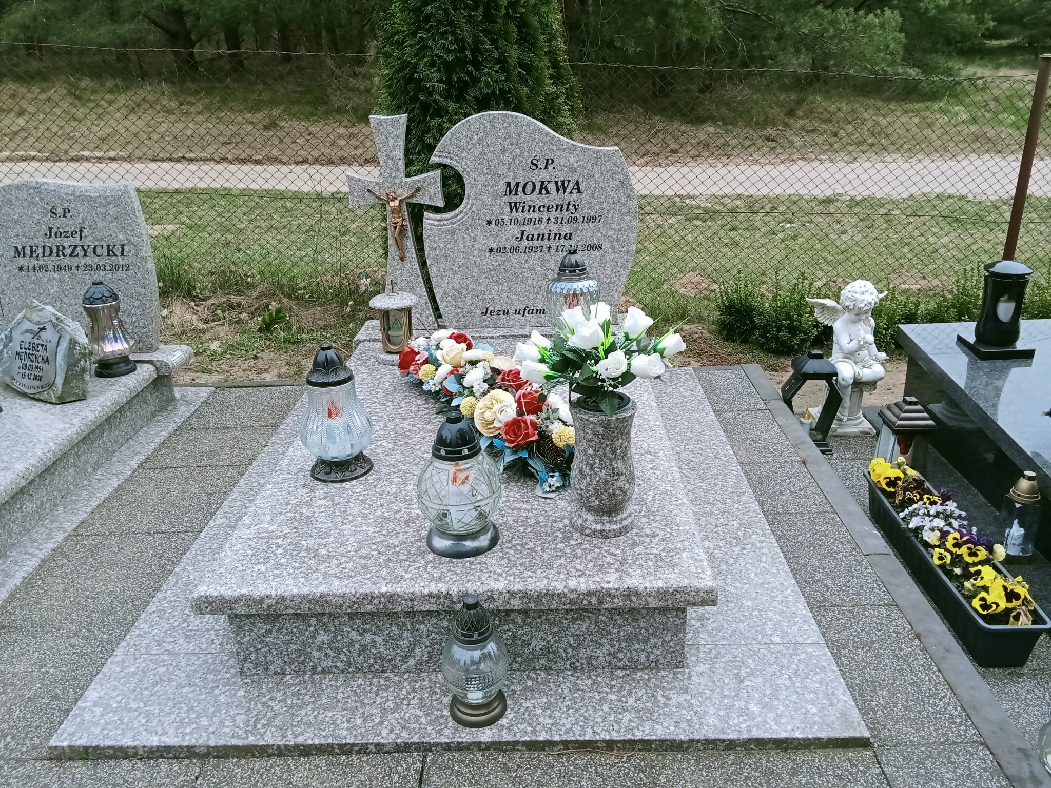Grób Janina Mokwa